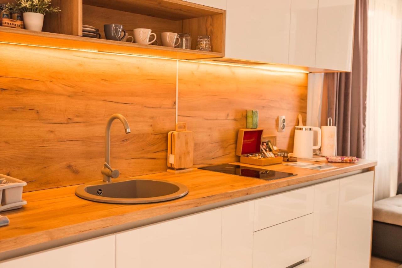 Downtown Apartment ทราฟนิค ภายนอก รูปภาพ