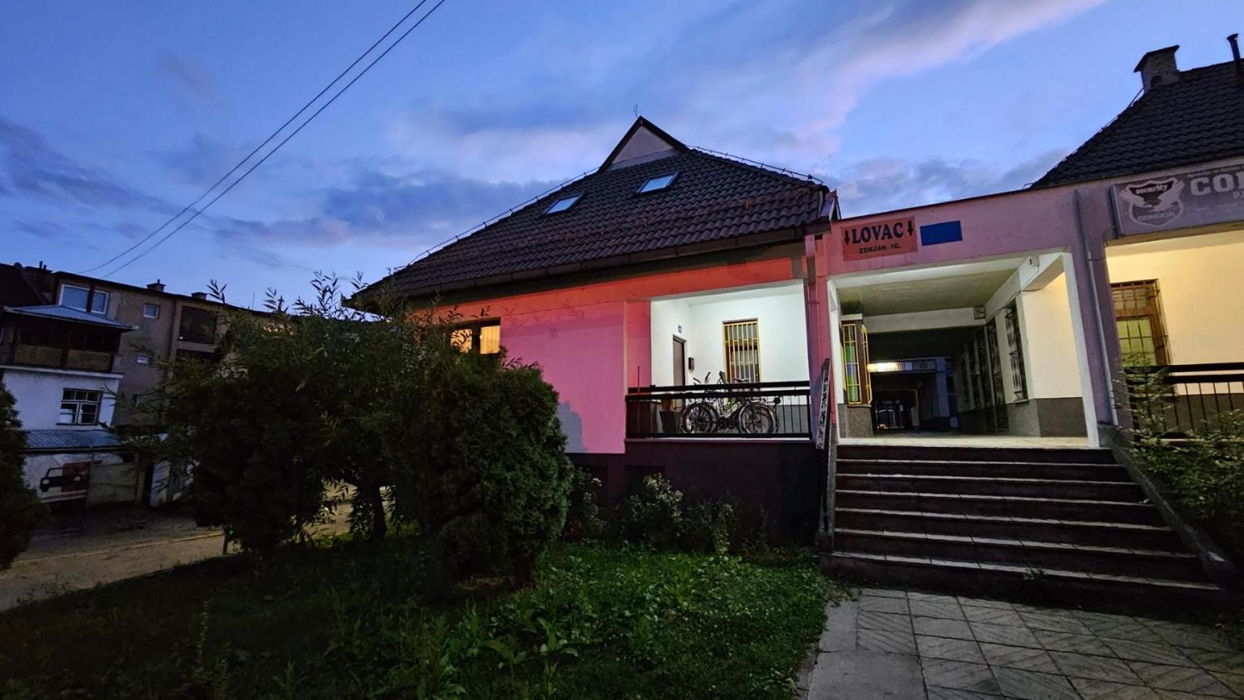 Downtown Apartment ทราฟนิค ภายนอก รูปภาพ