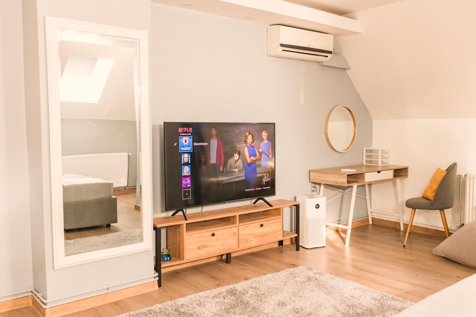 Downtown Apartment ทราฟนิค ภายนอก รูปภาพ