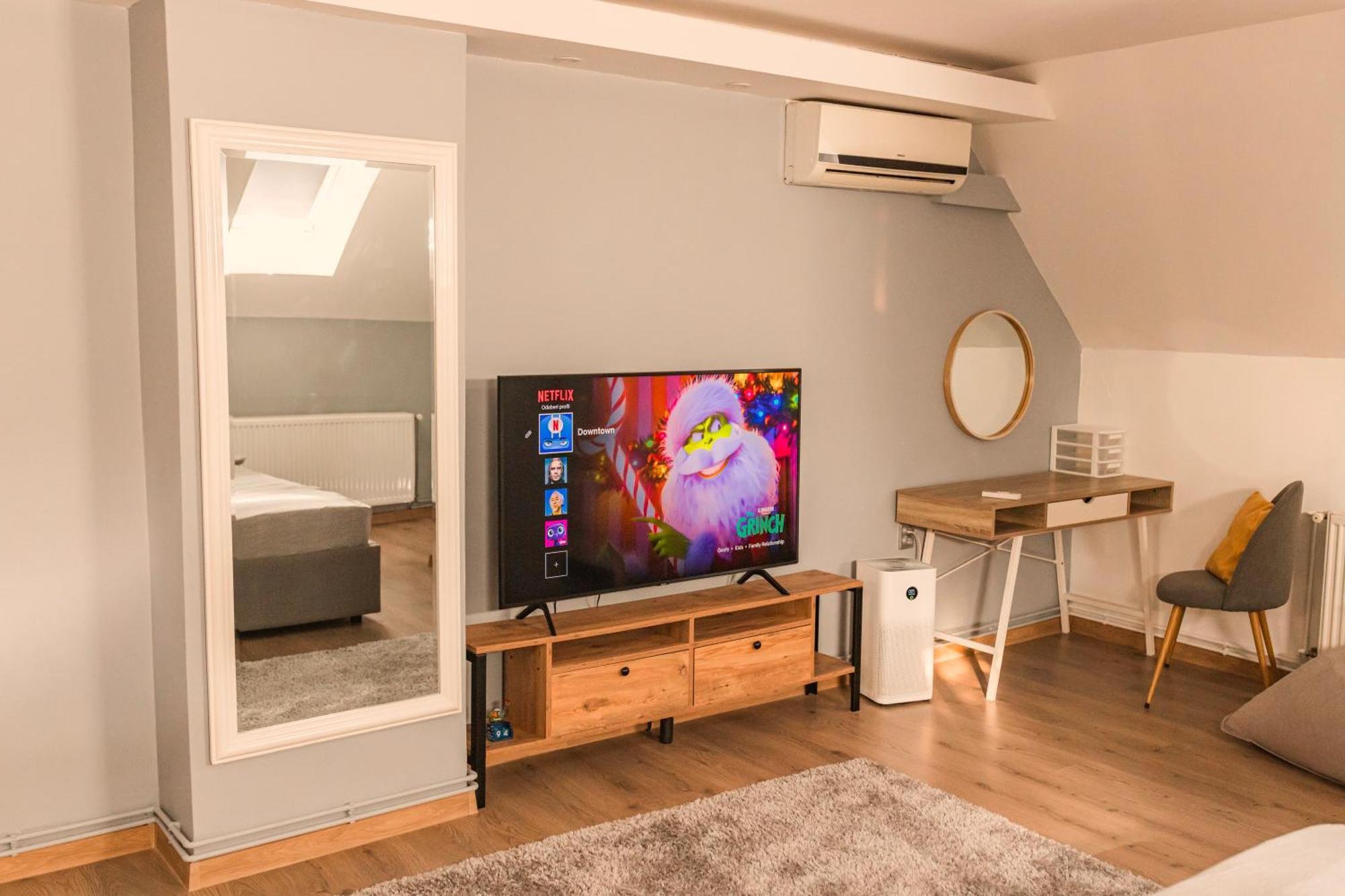 Downtown Apartment ทราฟนิค ภายนอก รูปภาพ