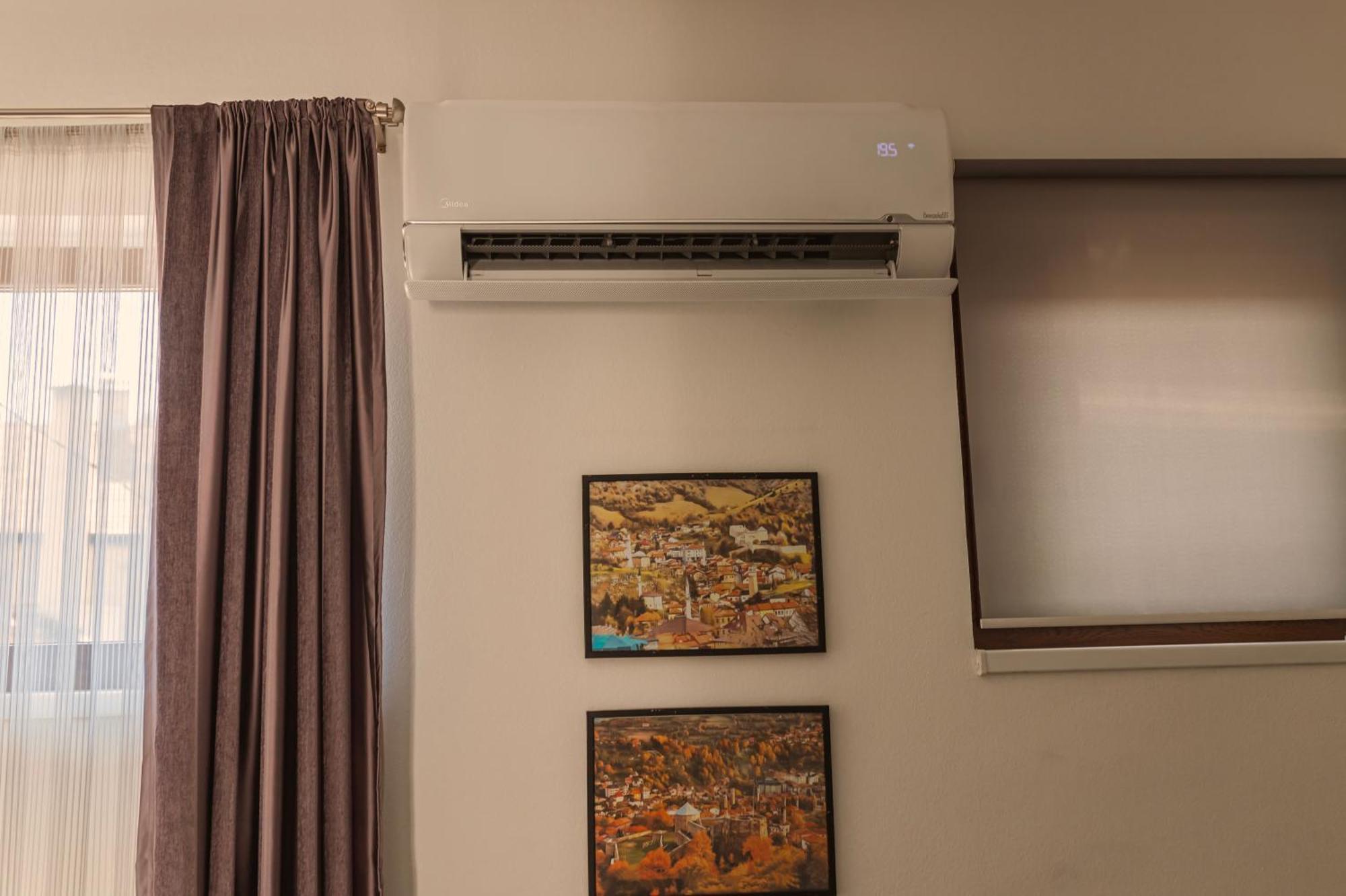 Downtown Apartment ทราฟนิค ภายนอก รูปภาพ